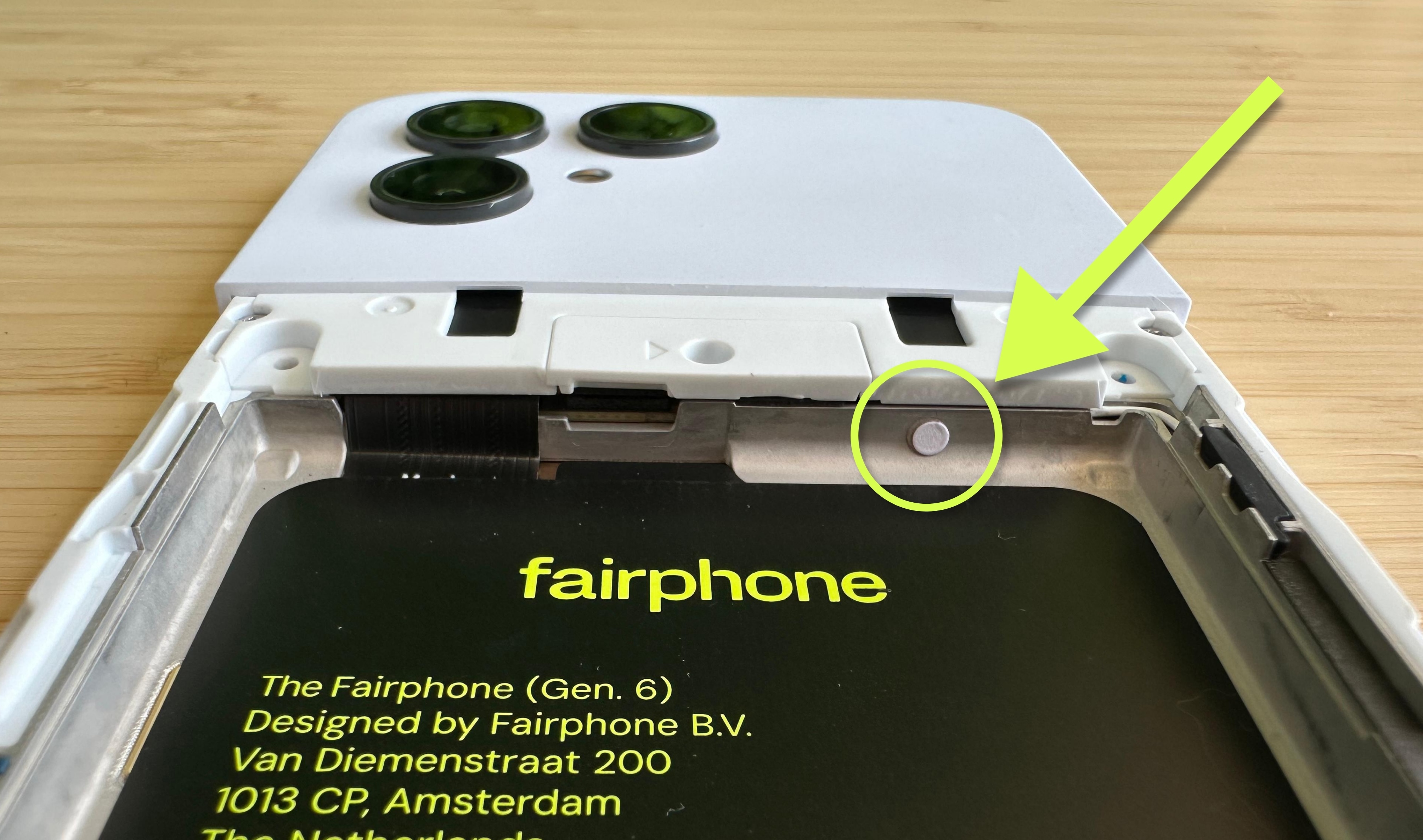 Fairphone (Gen. 6) - Battery removed, sticker visible.jpg